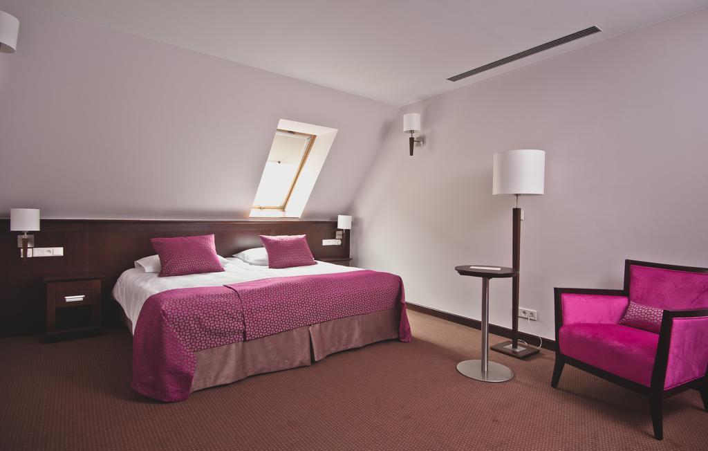 Wieniawa Leszno  Extérieur photo